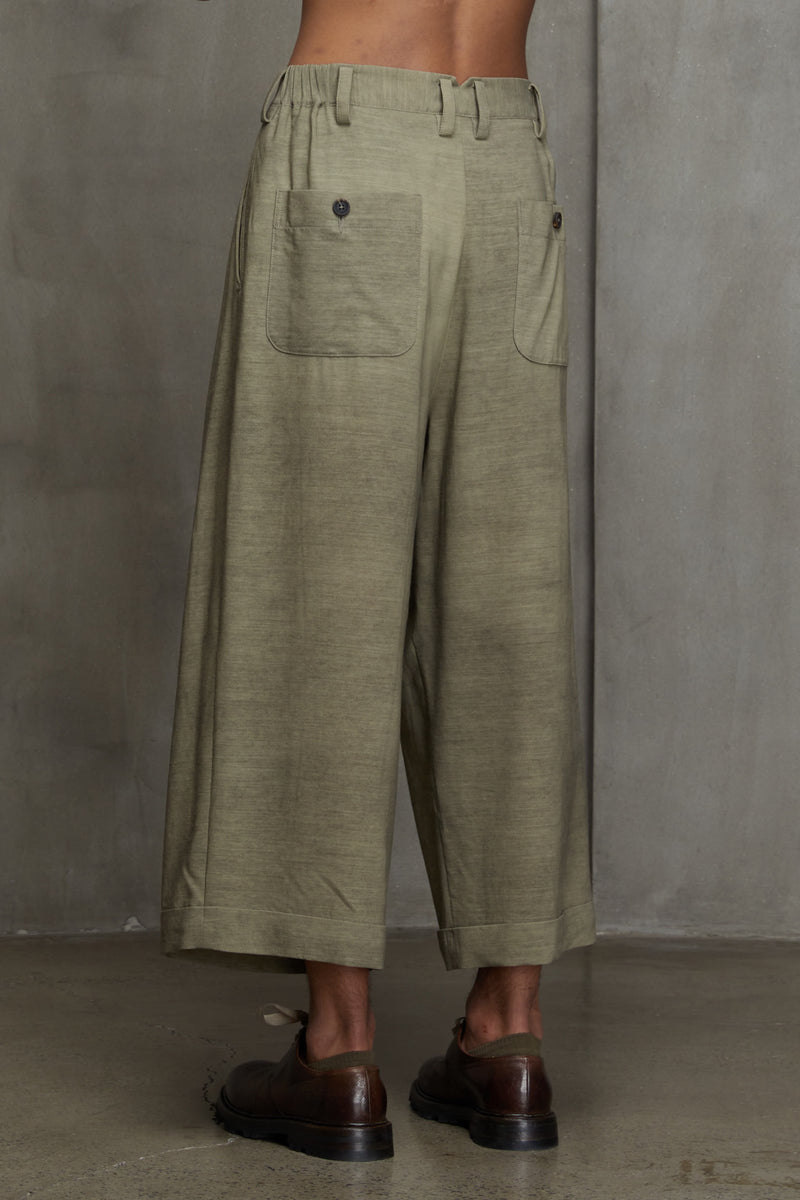 PLEATED EXTRA WIDE LEG TROUSERS