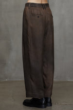 PLEATED WIDE LEG TROUSERS