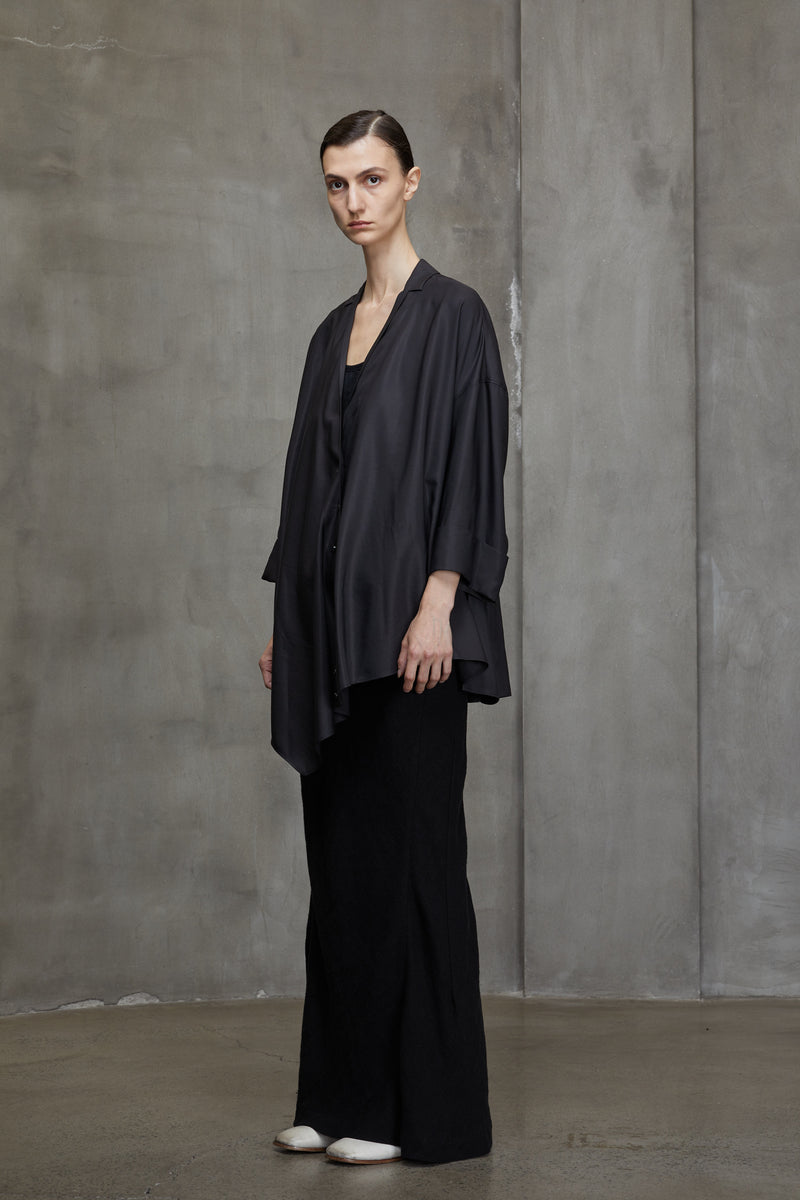 OVERSIZED ASYMMETRIC SHIRT