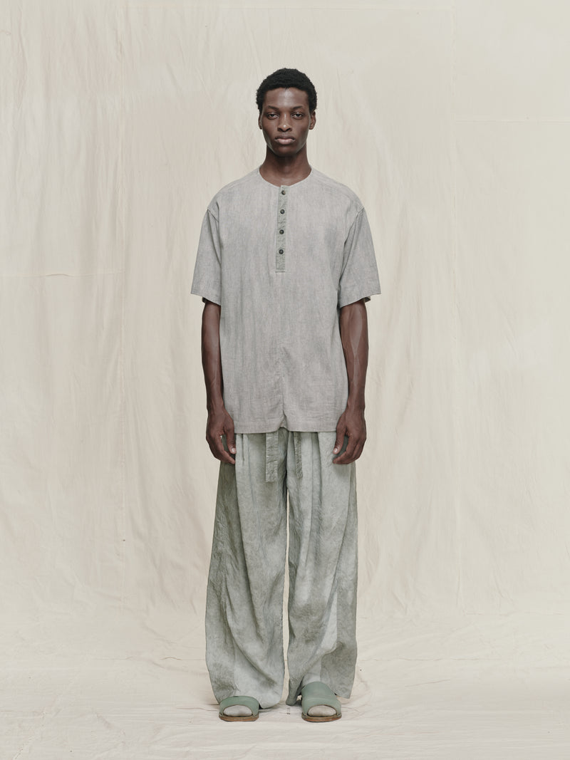 HENLEY-NECK GATHERED T-SHIRT – ZIGGY CHEN