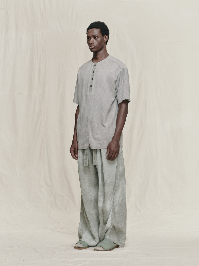 HENLEY-NECK GATHERED T-SHIRT – ZIGGY CHEN