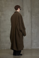 PEAK COLLAR LUMPED COAT