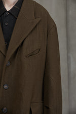 PEAK COLLAR LUMPED COAT