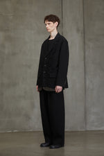 RAW-EDGE SHOULDERS THREE BUTTON JACKET