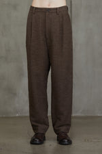 STRAIGHT LEG FRONT PLEAT TROUSERS