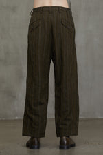 PLEATS TAPERED TROUSERS