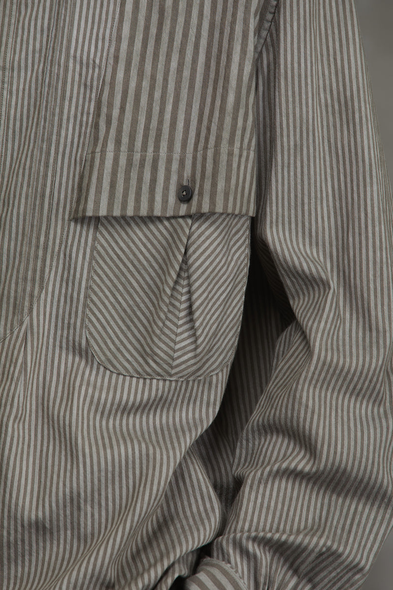 PLEATED STRIPE SHIRT