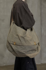 LARGE SHOULDER BAG