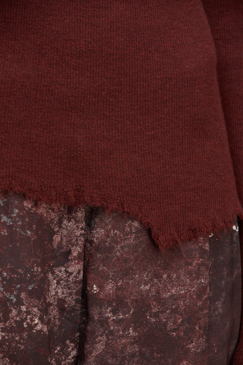 V-NECK RIBBED SEATER