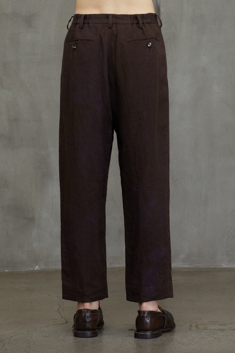 FRONT PLEATS TAPERED TROUSERS