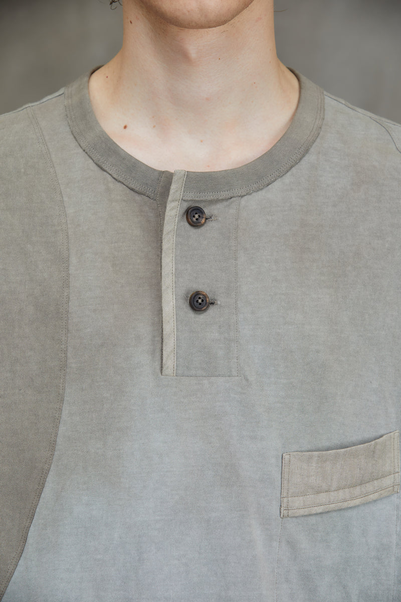 HENLEY NECK T-SHIRT