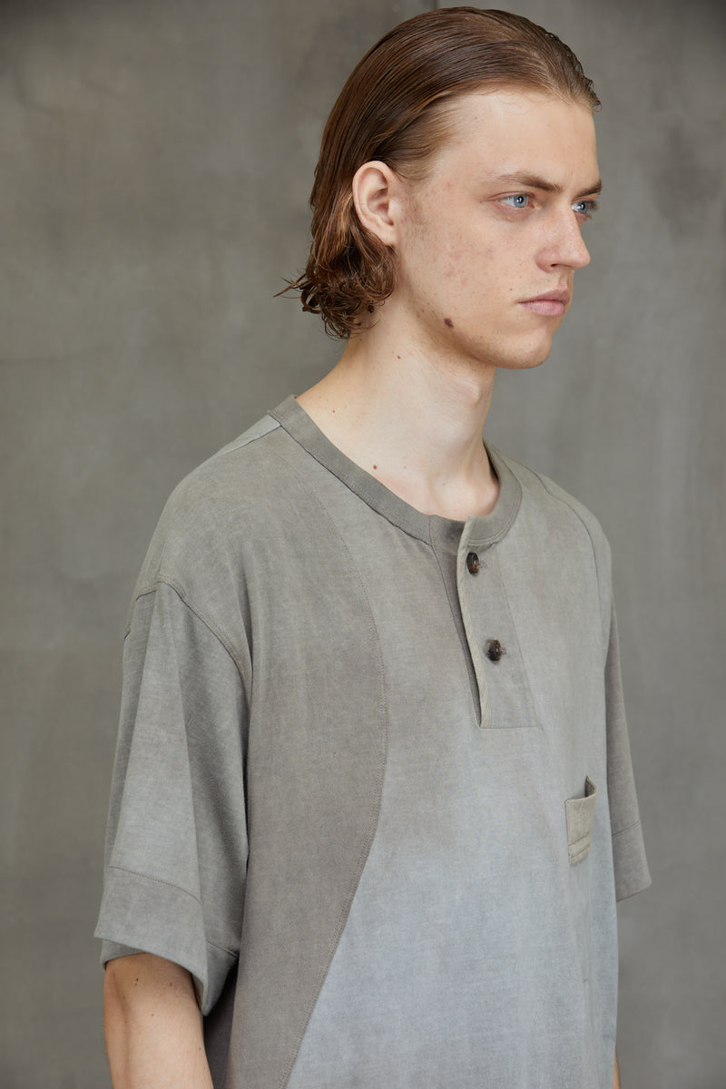 HENLEY NECK T-SHIRT