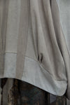 GATHERED LONG SLEEVE T-SHIRT