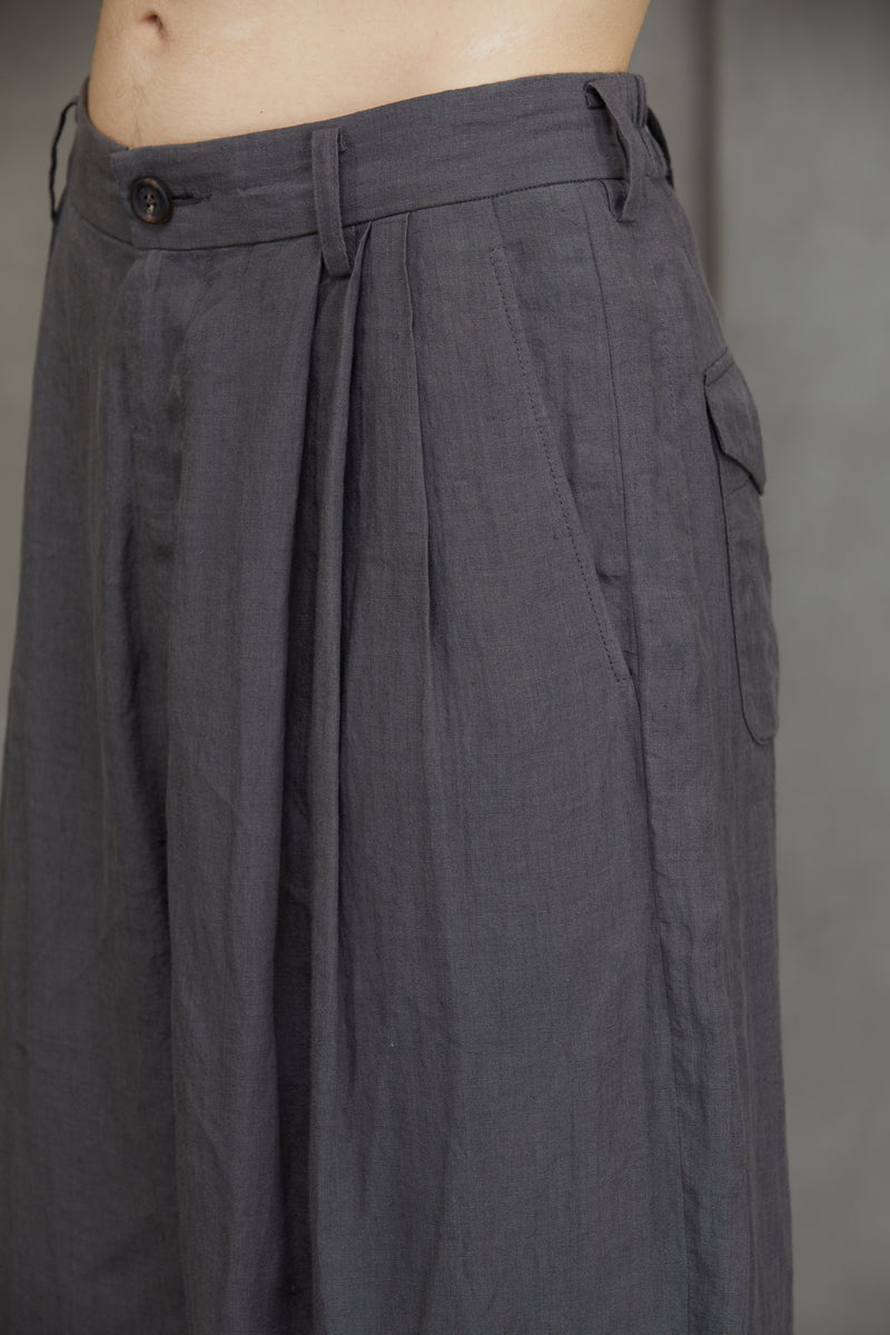 CROPPED TROUSERS
