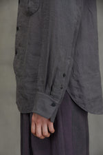 CLASSIC SPREAD COLLAR SHIRT
