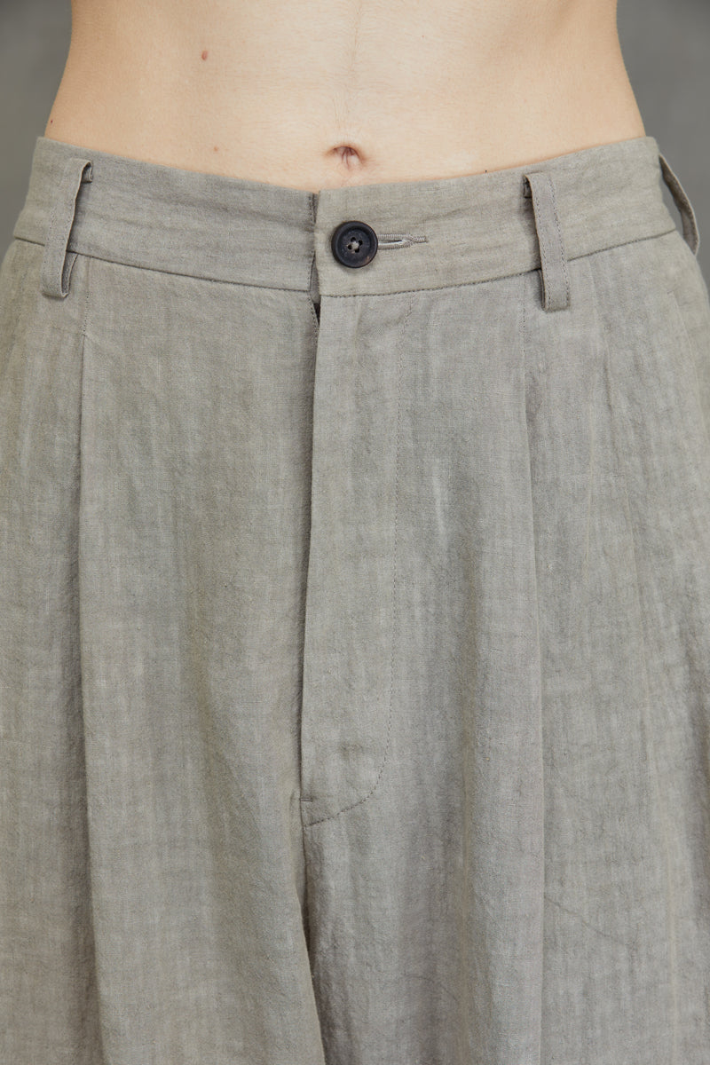 FRONT PLEATS WIDE LEG TROUSERS