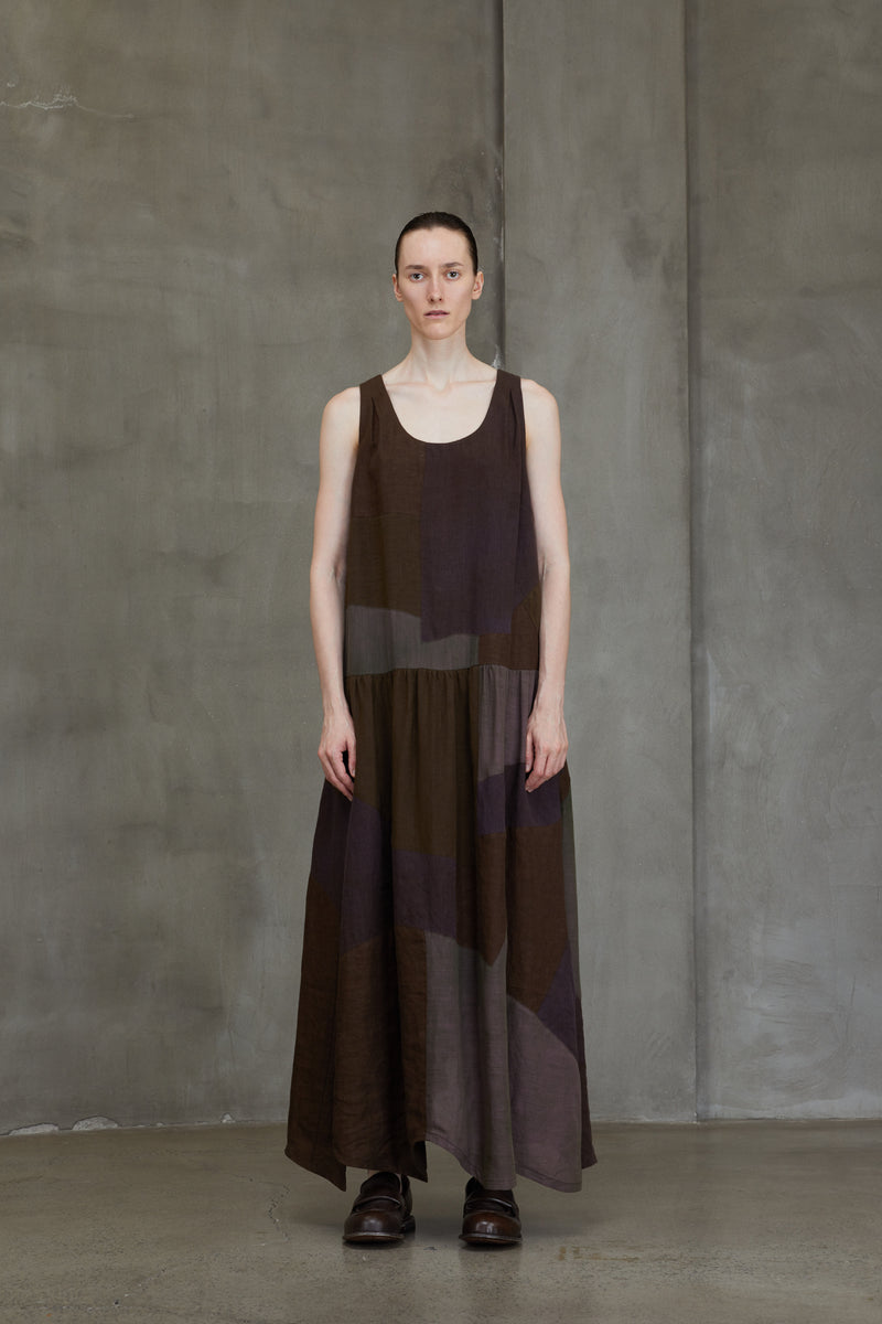 SLEEVELESS COLLAGED DRESS