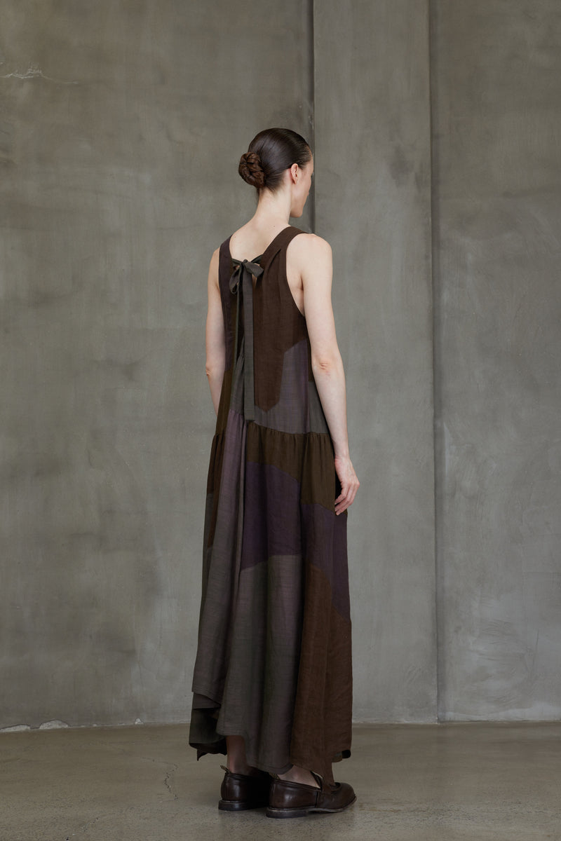 SLEEVELESS COLLAGED DRESS