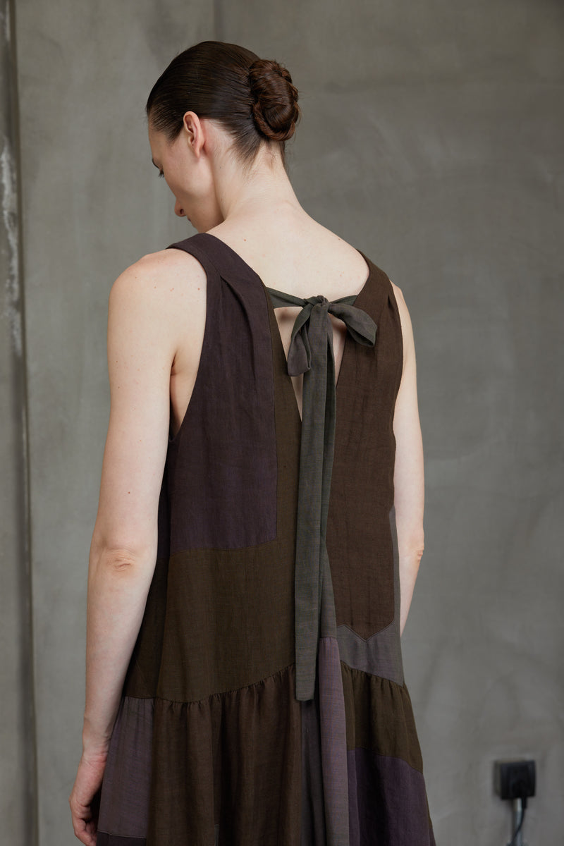 SLEEVELESS COLLAGED DRESS