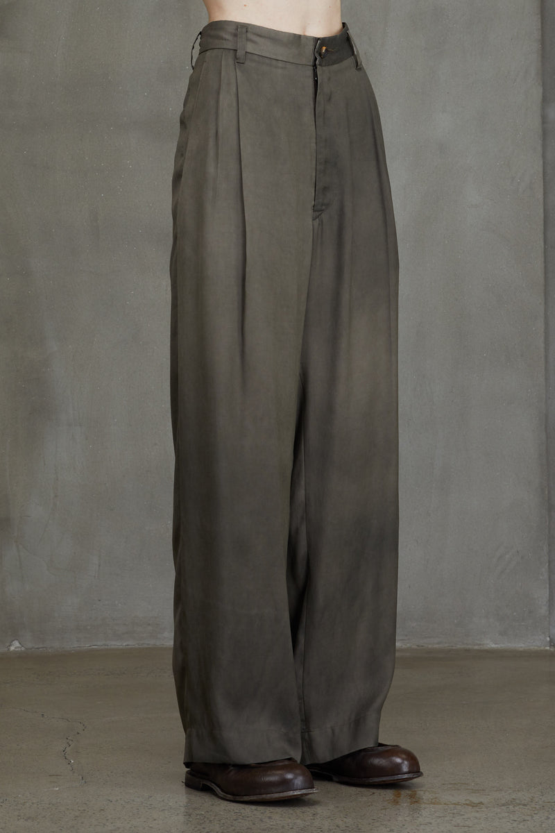 STRAIGHT LEG TROUSERS