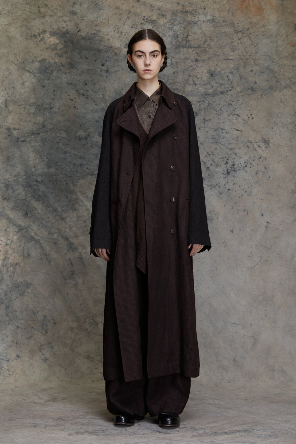 ELONGATED BACK PLEATS DOUBLE BREASTED TRENCH COAT