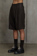 PLEATED WIDE SHORTS