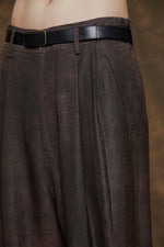 FRONT PLEATED WIDE TAPERED TROUSERS