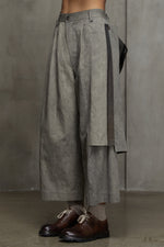 PLEATED WIDE TROUSERS WITH DETACHABLE PANEL