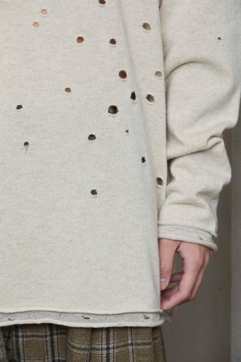 "HOLLOW INK DOTS" ROUNDNECK SWEATER